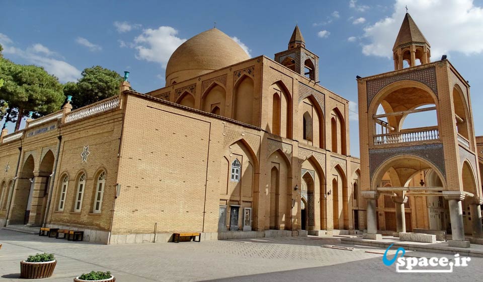 کلیسای وانک - 7 کیلومتری اقامتگاه سنتی گلبهار - اصفهان