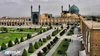 میدان نقش جهان - 3 کیلومتری اقامتگاه سنتی گلبهار - اصفهان